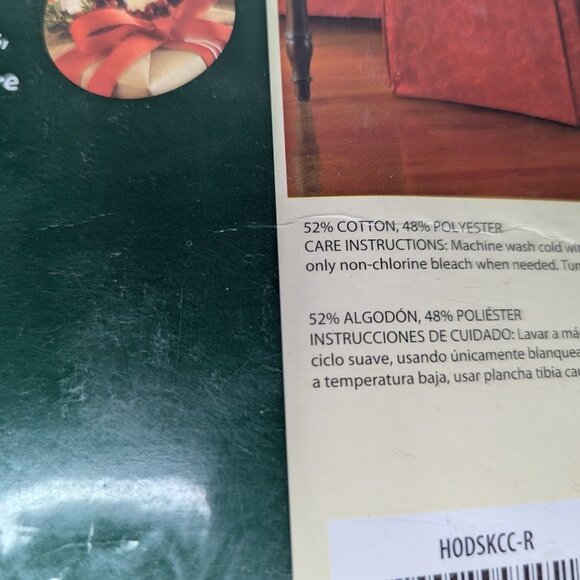 Holiday Time Matching Oblong Table Cloth & 5 Chair Covers- Red Embroidery NWT - Picture 11 of 11